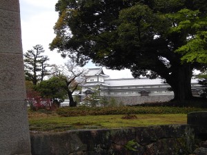 Colour photograph showing Kanazawa Castle and its grounds, in Japan. Photograph by CJ Walsh. 2010-04-27. Click to enlarge.